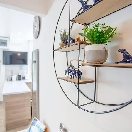 Le Petit Paradis Apartment