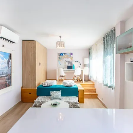 Le Petit Paradis Apartment *